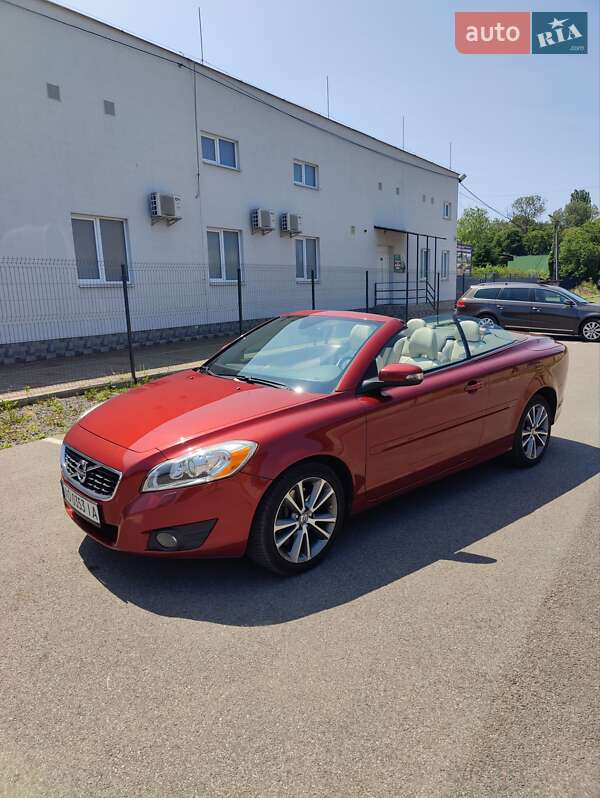 Кабриолет Volvo C70 2011 в 