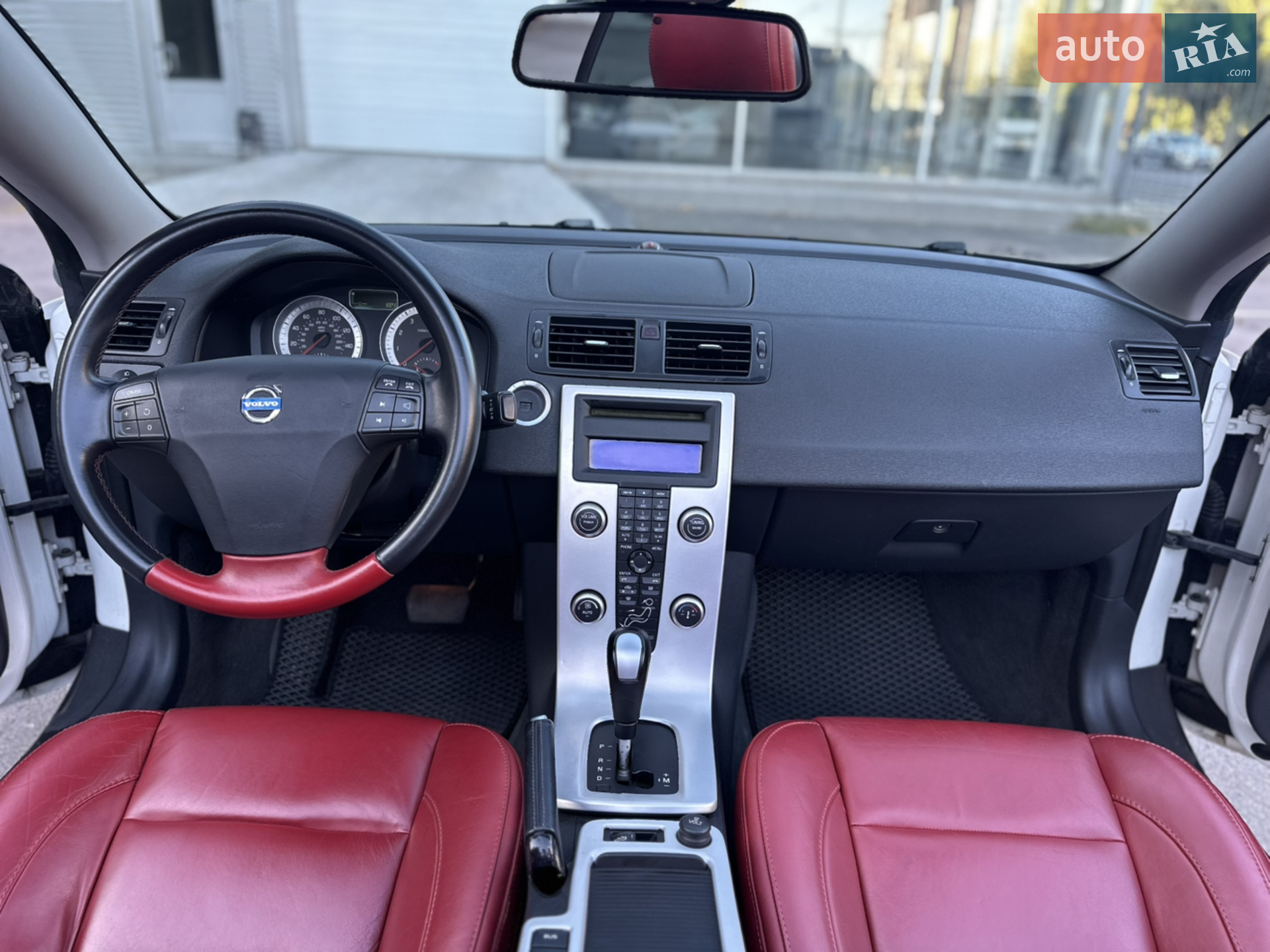 2010 Volvo C70 - мініатюра 5