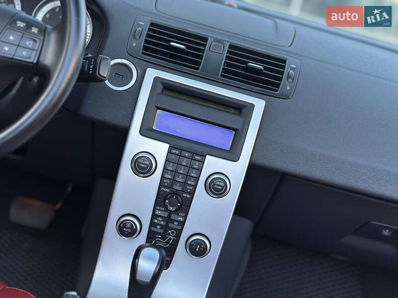 Кабриолет Volvo C70 2010 в Одессе фото 40 Кабриолет Volvo C70 2010 в Одессе