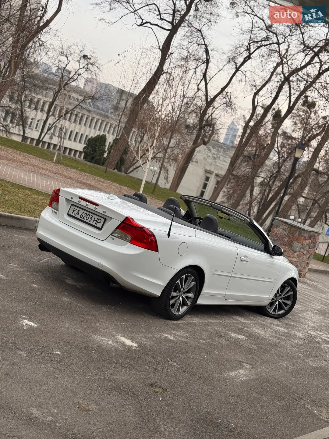 2010 Volvo C70 - мініатюра 12