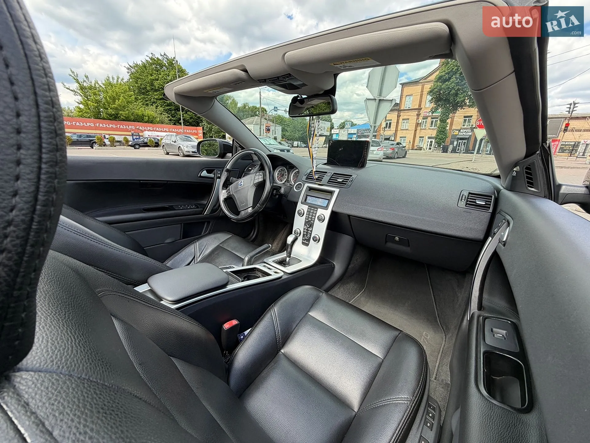 2011 Volvo C70 - мініатюра 8