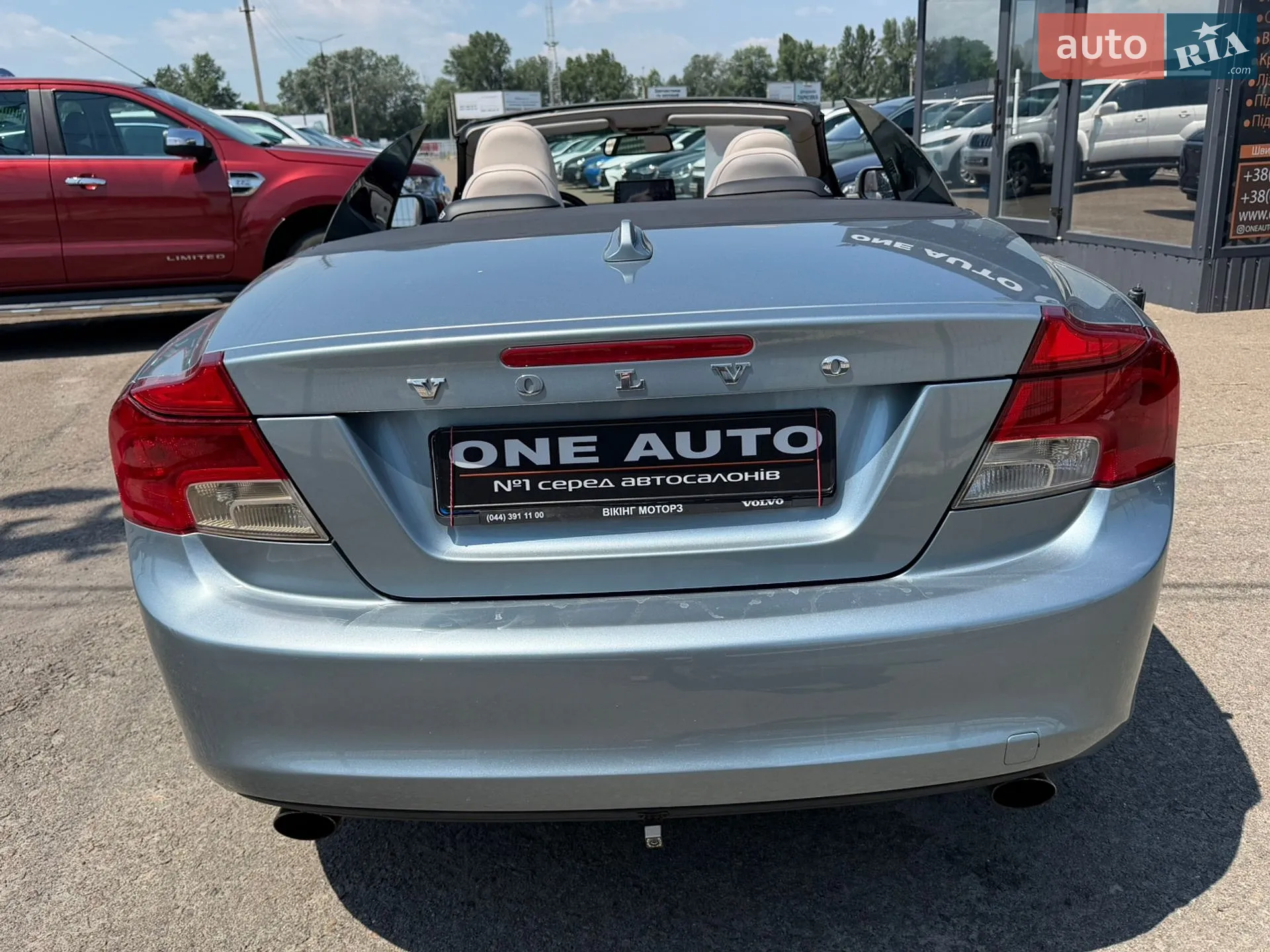 2010 Volvo C70 - мініатюра 5