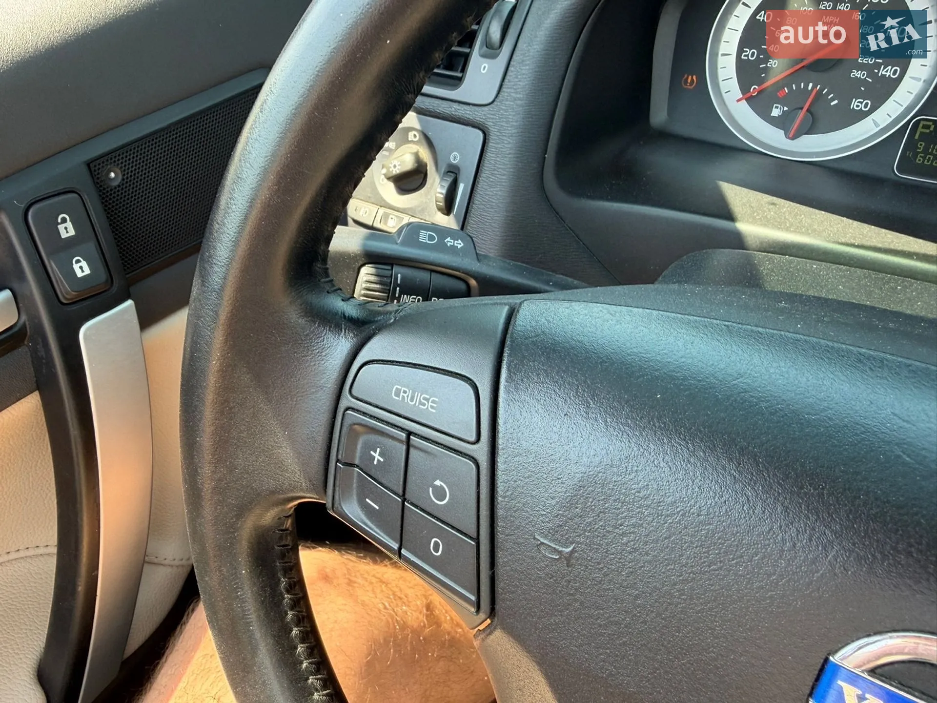2010 Volvo C70 - мініатюра 25