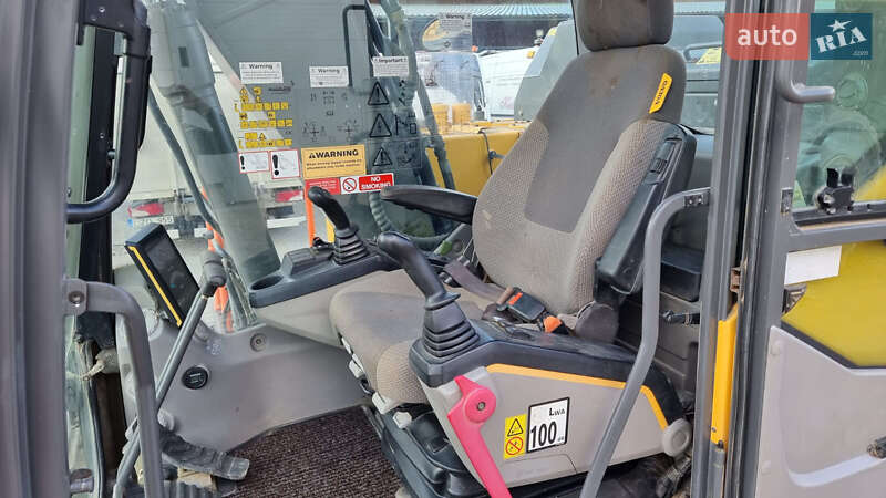 Гусеничный экскаватор Volvo EC 140EL 2017 в Одессе