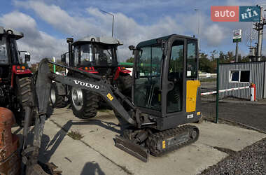 Миниэкскаватор Volvo EC 15D 2017 в  фото 3 Миниэкскаватор Volvo EC 15D 2017 в