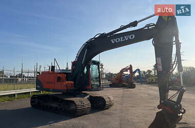 Гусеничный экскаватор Volvo EC 160BLC 2006 в 