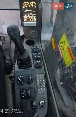 Колісний екскаватор Volvo EC 180B LC 2008 в 