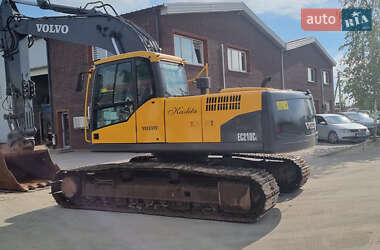 Гусеничный экскаватор Volvo EC 210CL 2010 в 