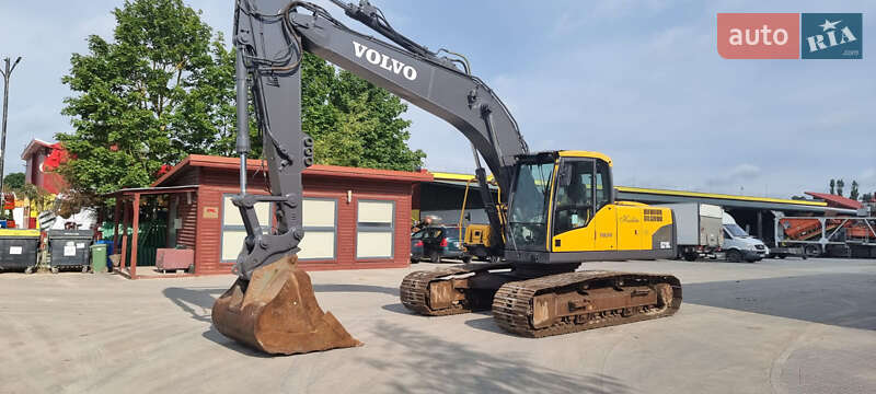 Гусеничный экскаватор Volvo EC 210CL 2010 в Николаеве