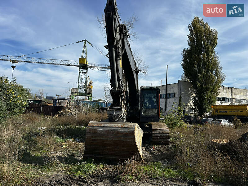 Гусеничний екскаватор Volvo EC 220DL 2018 в Києві фото 3 Гусеничний екскаватор Volvo EC 220DL 2018 в Києві