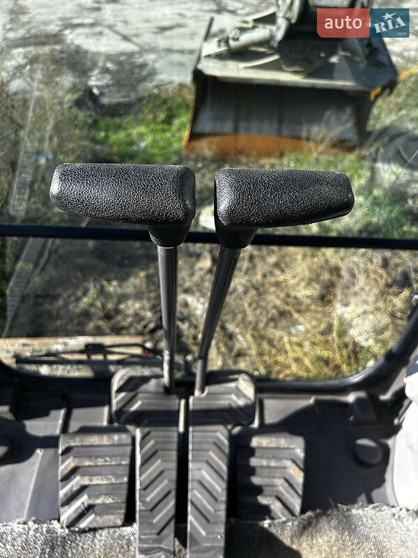 Гусеничний екскаватор Volvo EC 220DL 2018 в Києві фото 49 Гусеничний екскаватор Volvo EC 220DL 2018 в Києві