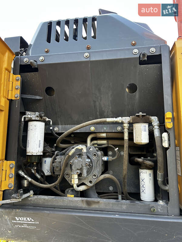 Гусеничний екскаватор Volvo EC 220DL 2018 в Києві фото 55 Гусеничний екскаватор Volvo EC 220DL 2018 в Києві