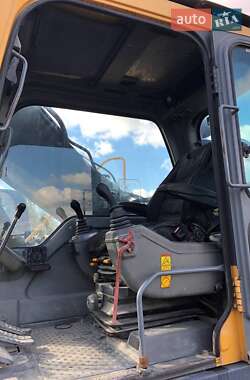Гусеничный экскаватор Volvo EC 240 BNLC 2007 в 