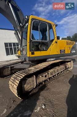 Гусеничный экскаватор Volvo EC 240 BNLC 2007 в 