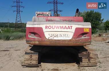 Экскаватор погрузчик Volvo EC 240 BNLC 2005 в 