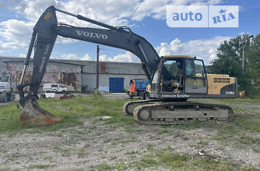 Гусеничный экскаватор Volvo EC 240CL 2012 в Ивано-Франковске