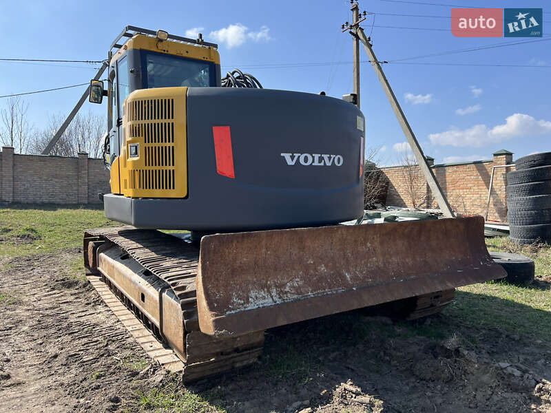 Гусеничний екскаватор Volvo EC 240CL 2008 в Луцьку