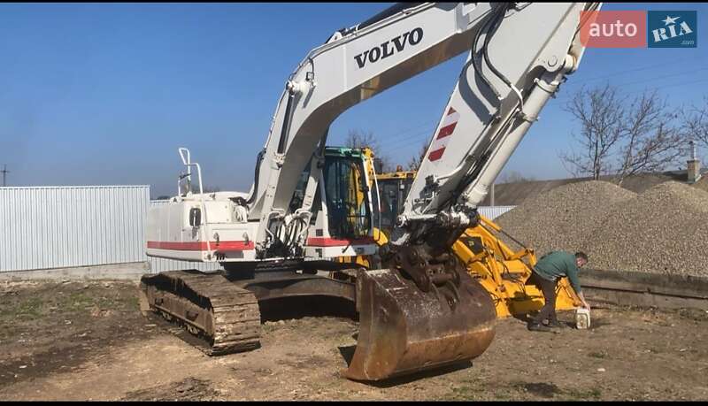 Volvo EC 240CL 1998