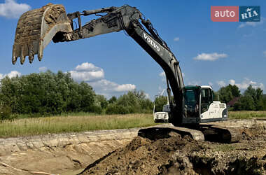 Гусеничный экскаватор Volvo EC 240CL 2010 в Киеве