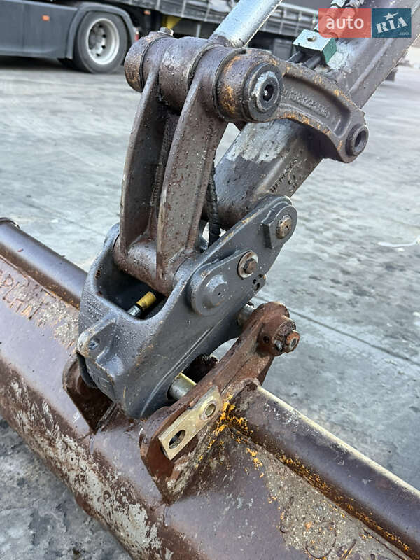 Миниэкскаватор Volvo EC 27C 2015 в Бродах