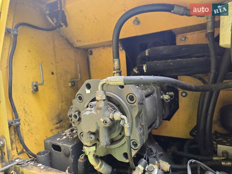 Гусеничный экскаватор Volvo EC 290B LC 2005 в Киеве