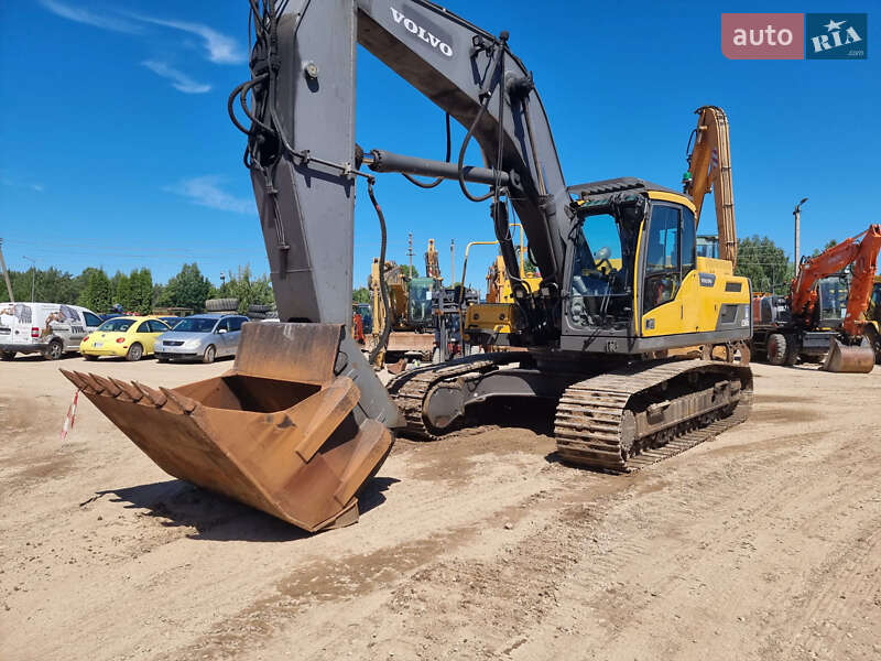 Гусеничный экскаватор Volvo EC 300DL 2014 в Одессе