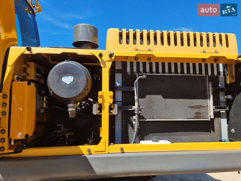 Гусеничный экскаватор Volvo EC 300DL 2014 в Одессе