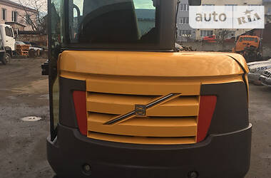 Экскаватор погрузчик Volvo EC 35 2020 в Виноградове