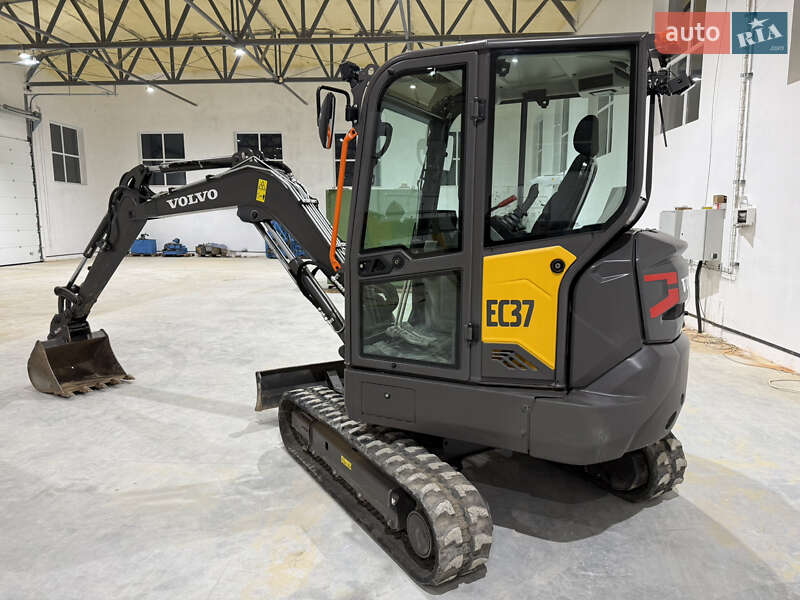 Гусеничный экскаватор Volvo EC 35 2024 в Коломые