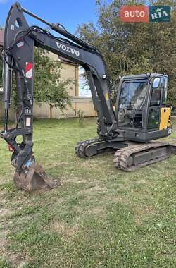 Гусеничный экскаватор Volvo EC 55C 2012 в 