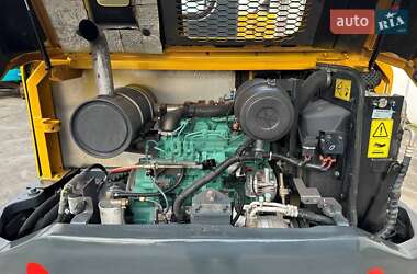 Гусеничний екскаватор Volvo EC 55D 2017 в 
