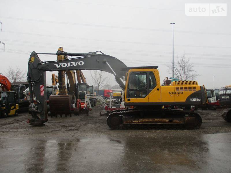 Volvo EC 2002 года