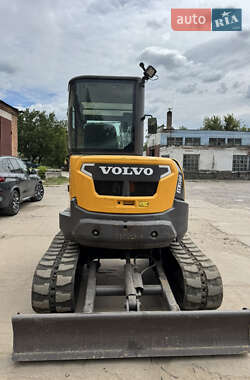 Миниэкскаватор Volvo ECR 50D 2015 в 