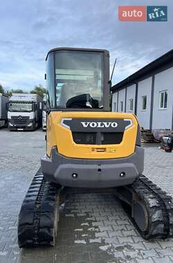 Міні-екскаватор Volvo ECR 50D 2015 в 