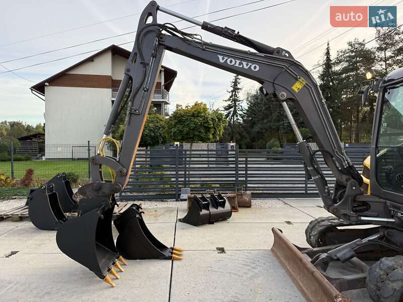 Миниэкскаватор Volvo ECR 50D 2016 в Ужгороде фото 4 Миниэкскаватор Volvo ECR 50D 2016 в Ужгороде