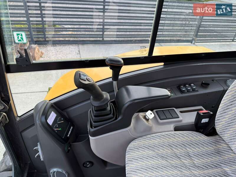 Миниэкскаватор Volvo ECR 50D 2016 в Ужгороде фото 14 Миниэкскаватор Volvo ECR 50D 2016 в Ужгороде