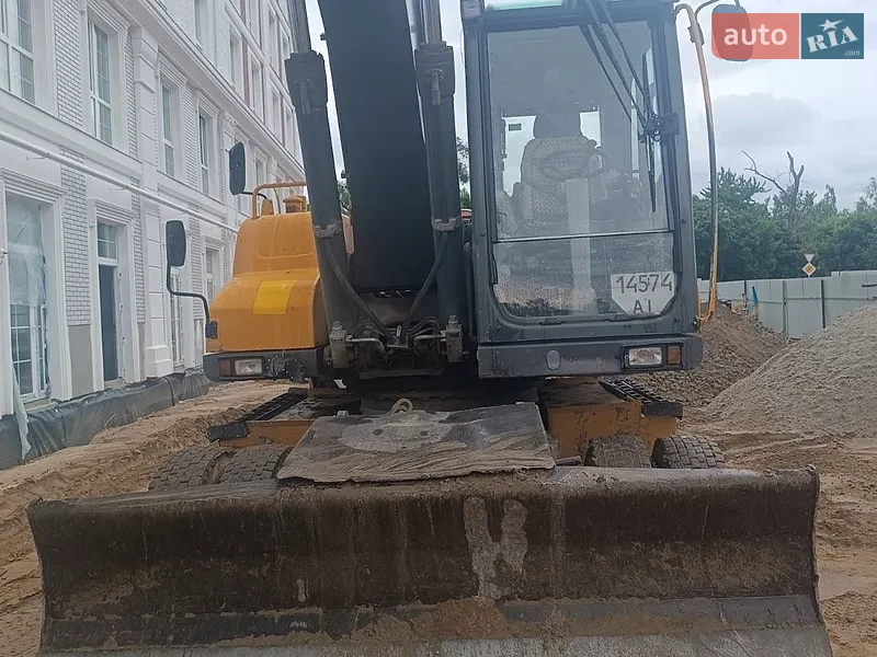 Volvo EW 180C 2012