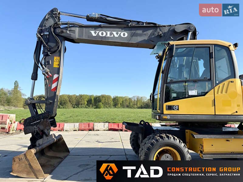 Колесный экскаватор Volvo EW 210 2014 в Киеве