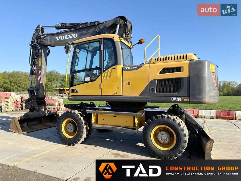 Колесный экскаватор Volvo EW 210 2014 в Киеве