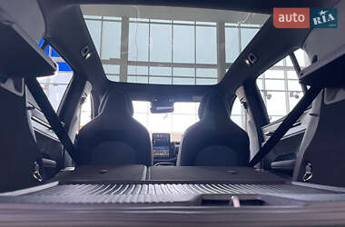 Внедорожник / Кроссовер Volvo EX30 2024 в 