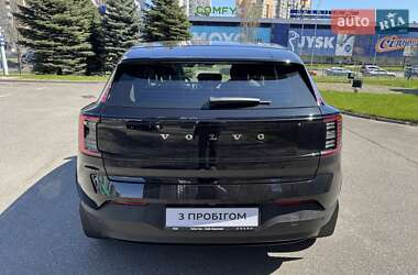 Внедорожник / Кроссовер Volvo EX30 2023 в 