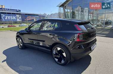 Внедорожник / Кроссовер Volvo EX30 2023 в 
