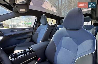 Внедорожник / Кроссовер Volvo EX30 2023 в 