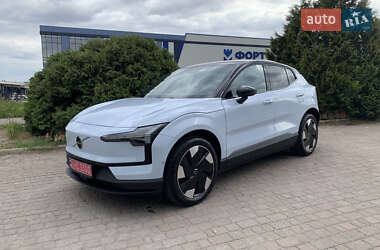 Позашляховик / Кросовер Volvo EX30 2024 в 