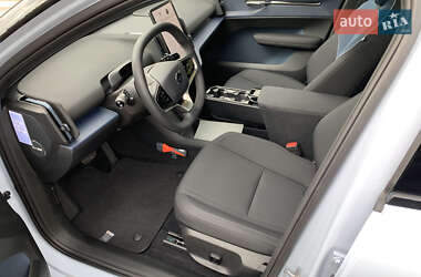 Позашляховик / Кросовер Volvo EX30 2024 в 