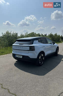 Внедорожник / Кроссовер Volvo EX30 2024 в 