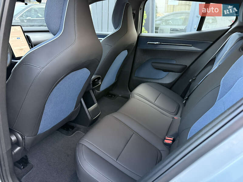Внедорожник / Кроссовер Volvo EX30 2024 в Львове