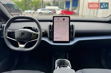 Внедорожник / Кроссовер Volvo EX30 2024 в 