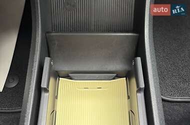 Внедорожник / Кроссовер Volvo EX30 2024 в 