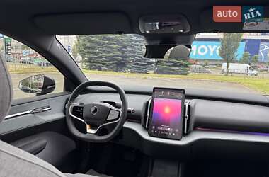 Внедорожник / Кроссовер Volvo EX30 2024 в 